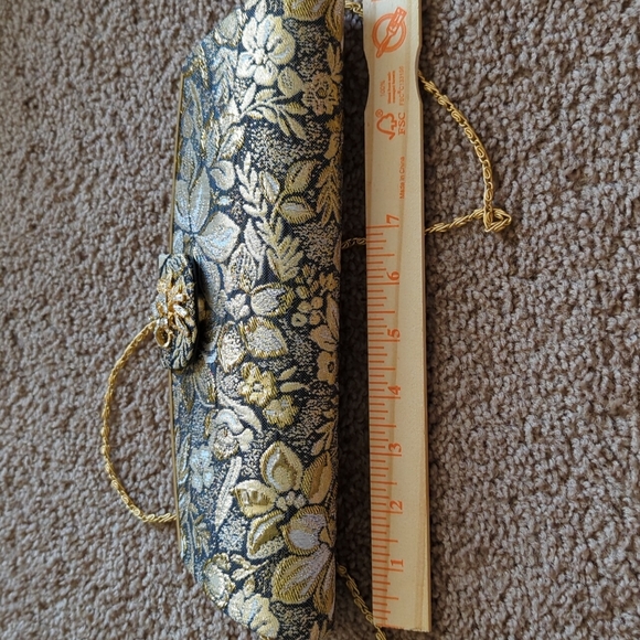Gold floral evening bag - Picture 4 of 4